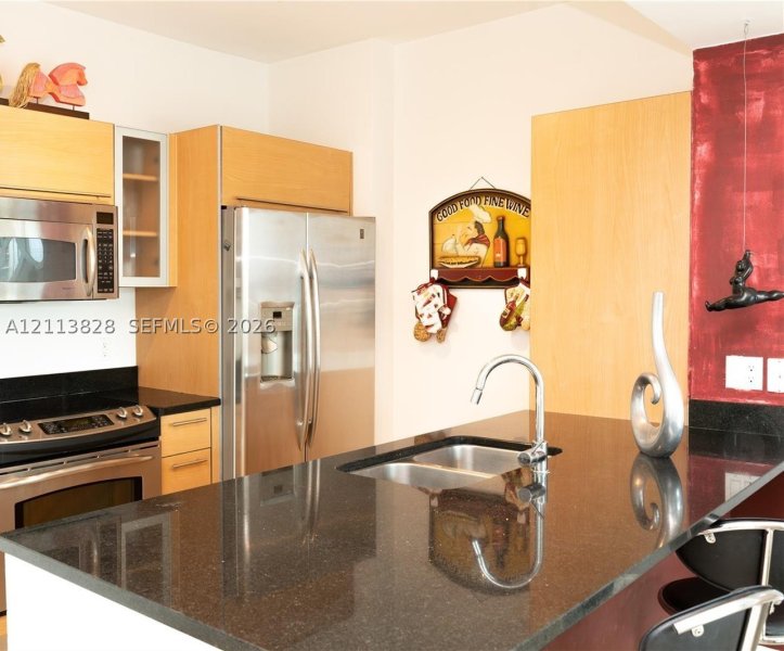 Apartment for rent at The Plaza Tower II 3903