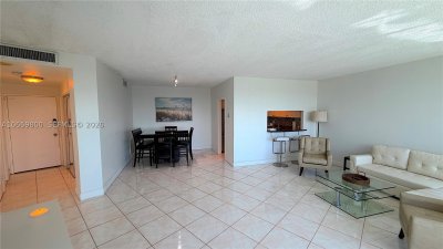 Aluguel de apartamento no Alexander Towers 1403