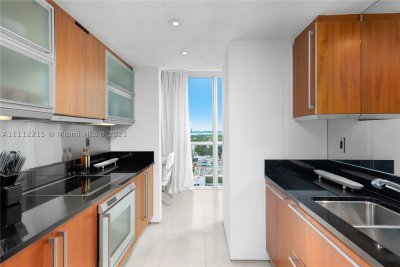 Aluguel de apartamento no Setai 2401