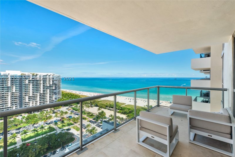 Apartment for rent at Setai 2401