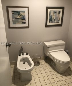 Alquiler de apartamento en Key Colony IV Botanica 473