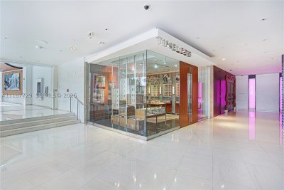 Comprar apartamento no Fontainebleau II 1117