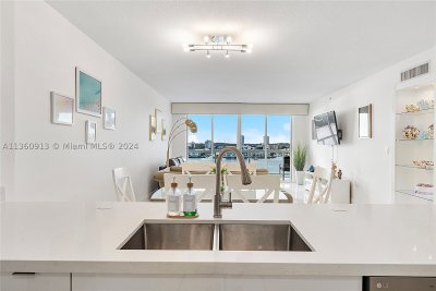 Alquiler de apartamento en Golden Bay Club 807