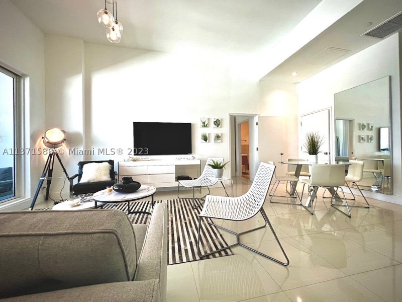 Comprar apartamento en Roney Palace 1626