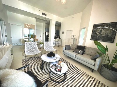 Comprar apartamento en Roney Palace 1626