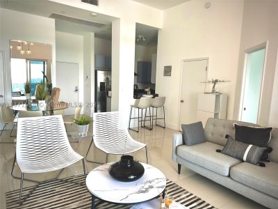 Comprar apartamento en Roney Palace 1626
