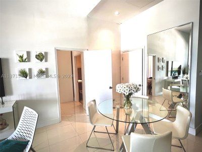 Comprar apartamento en Roney Palace 1626