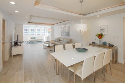 Carriage Club North Apt #610