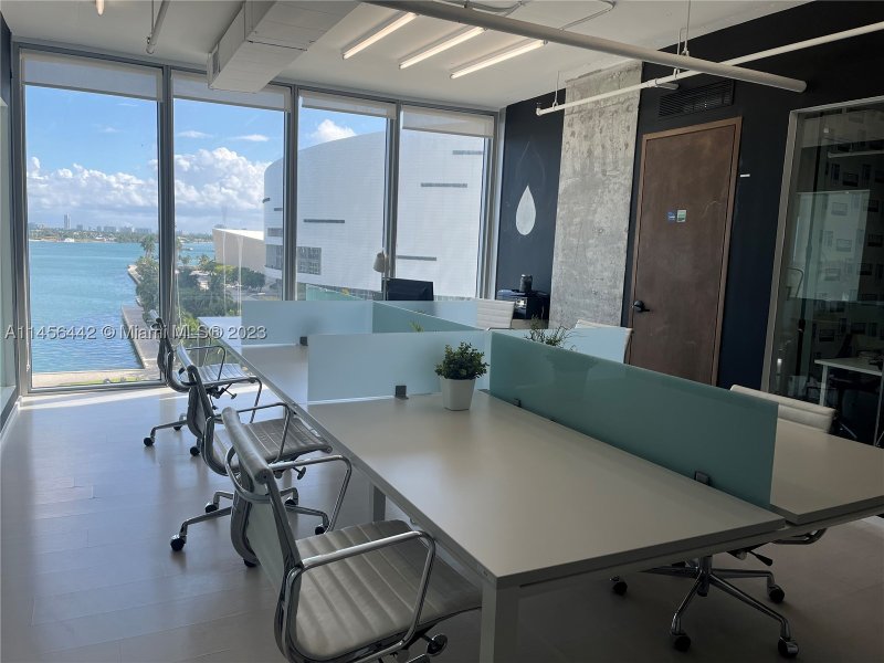 Comprar apartamento no Marina Blue