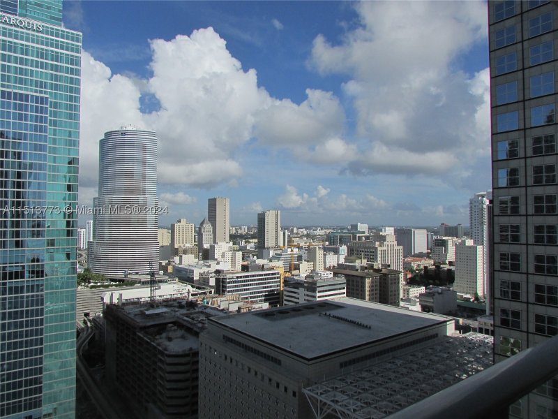 Comprar apartamento en Met 1 T-2709