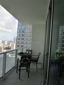 Comprar apartamento en Met 1 T-2709