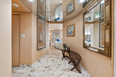 Comprar apartamento en Aquarius Towers 504n
