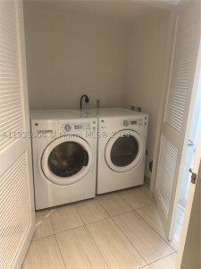 Comprar apartamento en Hyde Beach House R707