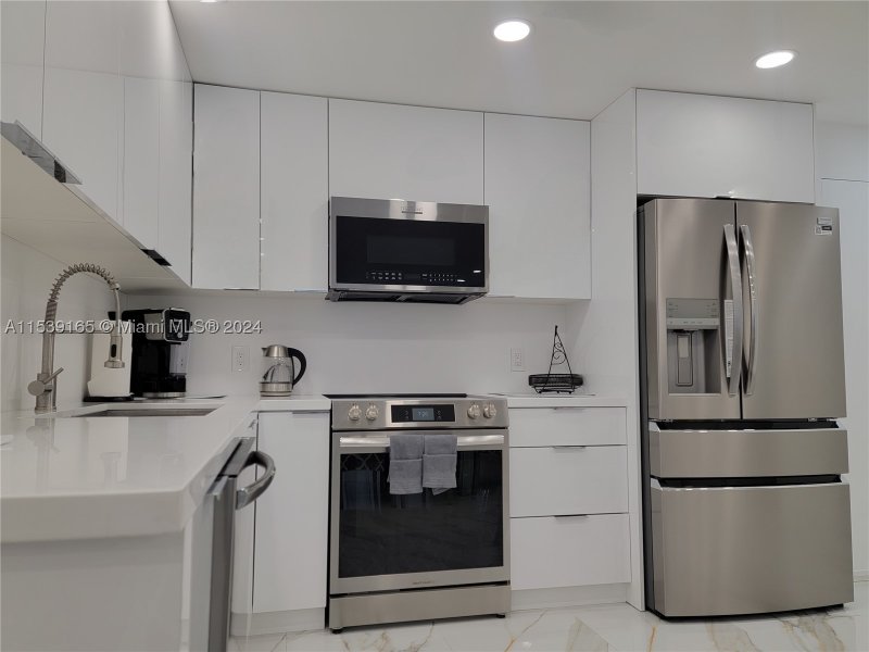 Alquiler de apartamento en Alexander Towers 1509