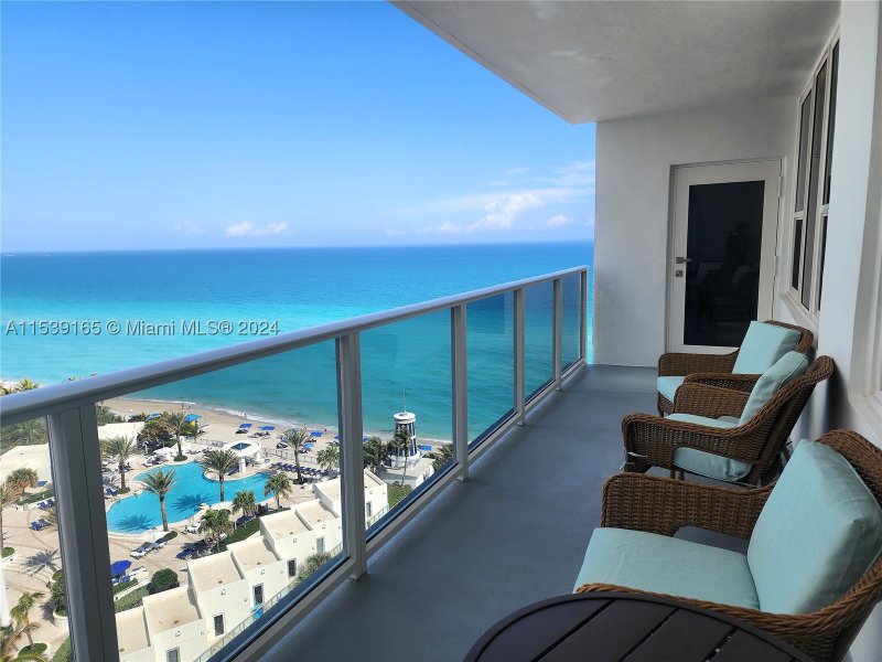 Alquiler de apartamento en Alexander Towers 1509