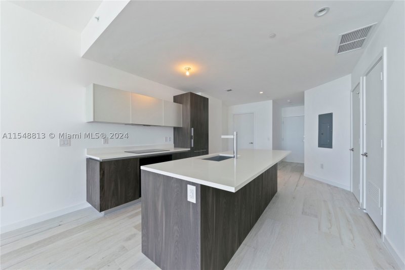 Condo for sale at Gran Paraiso 2202