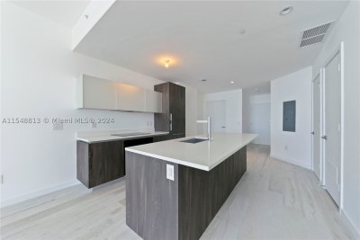 Comprar apartamento en Gran Paraiso 2202
