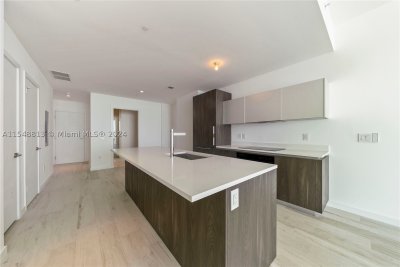 Comprar apartamento en Gran Paraiso 2202