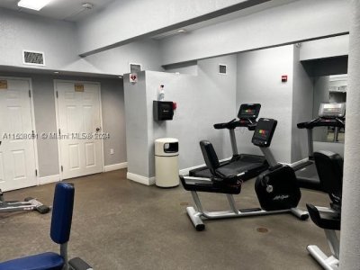 Comprar apartamento en La Mer Estates 205
