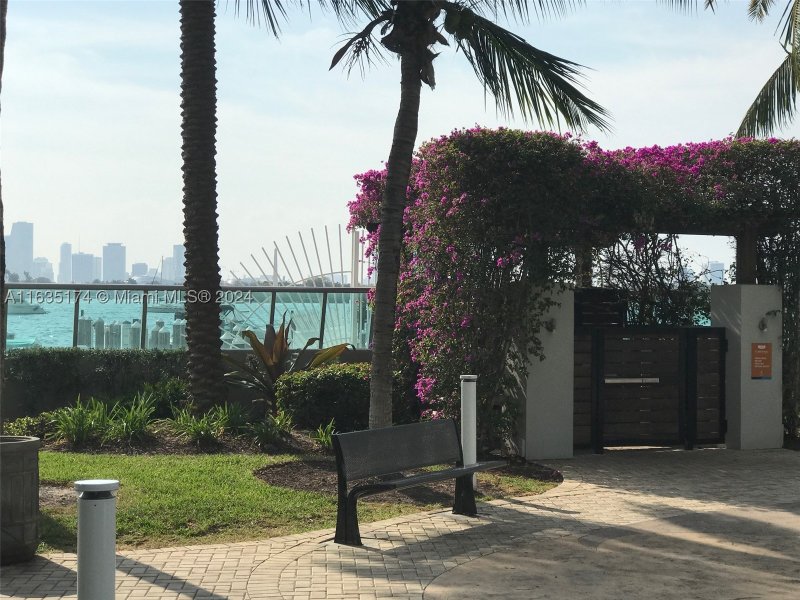 Apartment for rent at Flamingo 522S