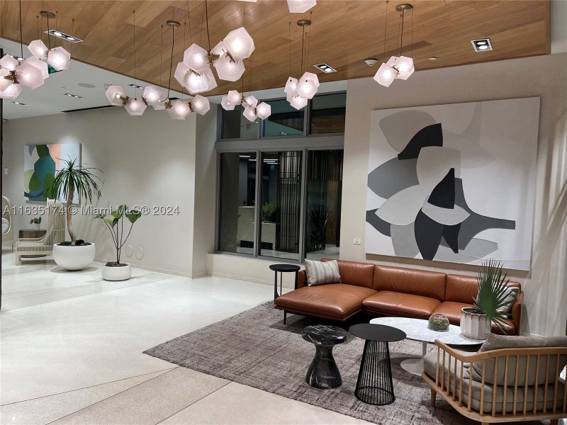 Apartment for rent at Flamingo 522S