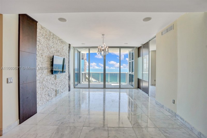 Condo for sale at Trump Royale 3404&Cabana