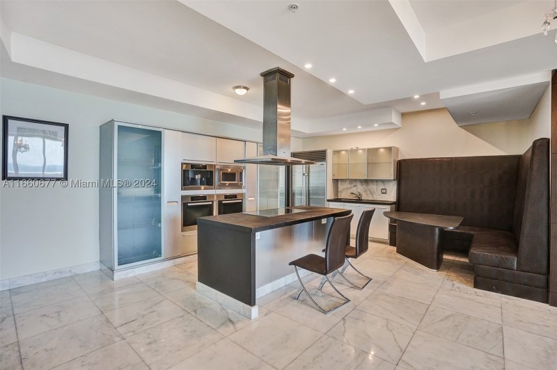 Condo for sale at Trump Royale 3404&Cabana