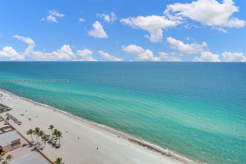 Condo for sale at Trump Royale 3404&Cabana