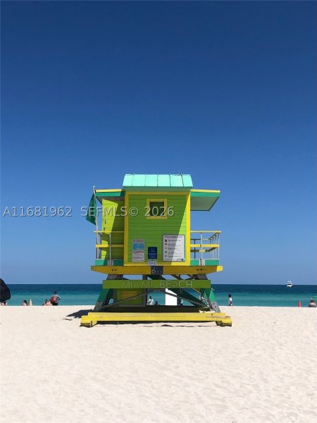 Condo for sale at Lincoln Towers A701