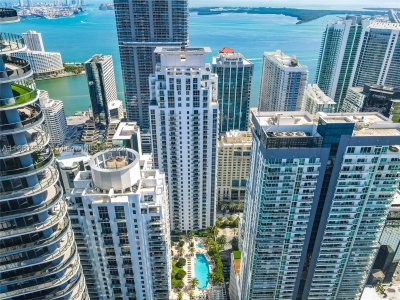 Avenue on Brickell 1060 Tower Apt #409