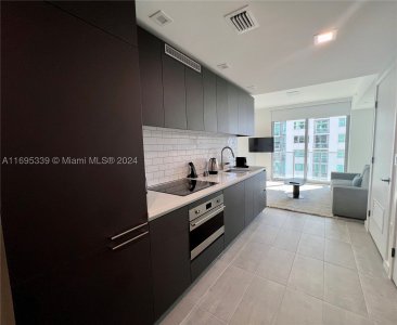 Comprar apartamento en YotelPad Miami 2613