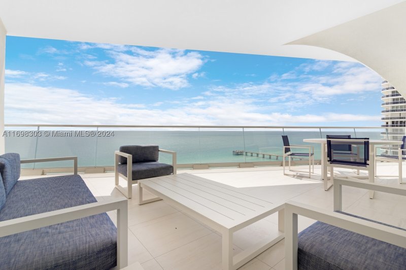 Comprar apartamento en Jade Signature 1402