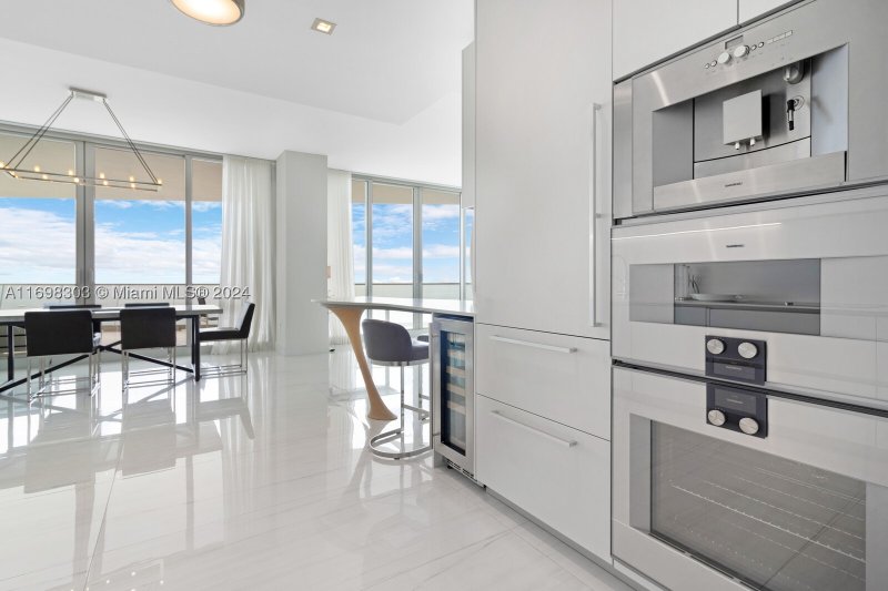 Comprar apartamento en Jade Signature 1402