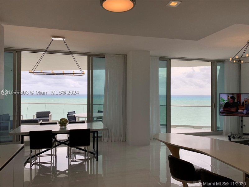 Comprar apartamento en Jade Signature 1402