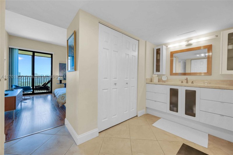 Comprar apartamento en Coronado I PH-36