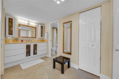 Comprar apartamento en Coronado I PH-36