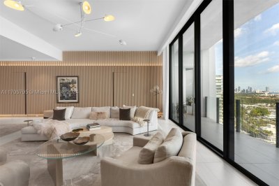 Comprar apartamento en One Park Grove 20BC