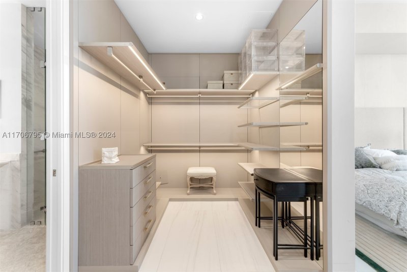 Comprar apartamento en One Park Grove 20BC