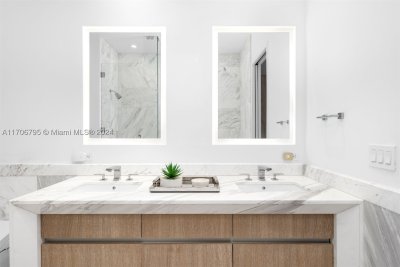 Comprar apartamento en One Park Grove 20BC
