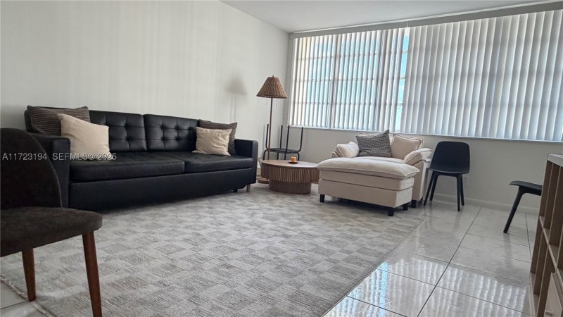 Condo for sale at Imperial Towers 506