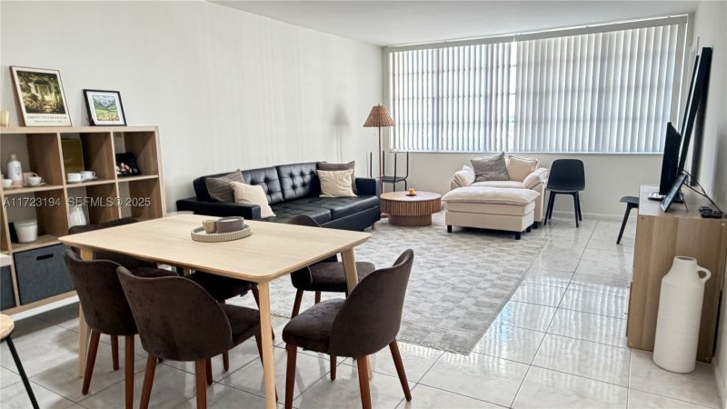 Condo for sale at Imperial Towers 506