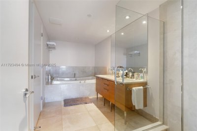 Aluguel de apartamento no Jade Beach 4101