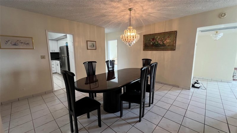 Condo for sale at Carriage Club North 1210