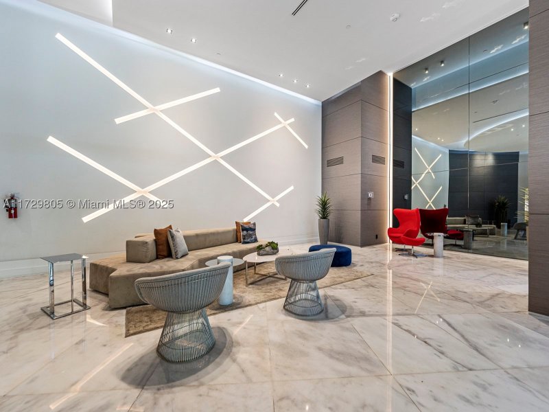 Comprar apartamento en Parc Central Aventura 603