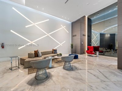 Comprar apartamento en Parc Central Aventura 603