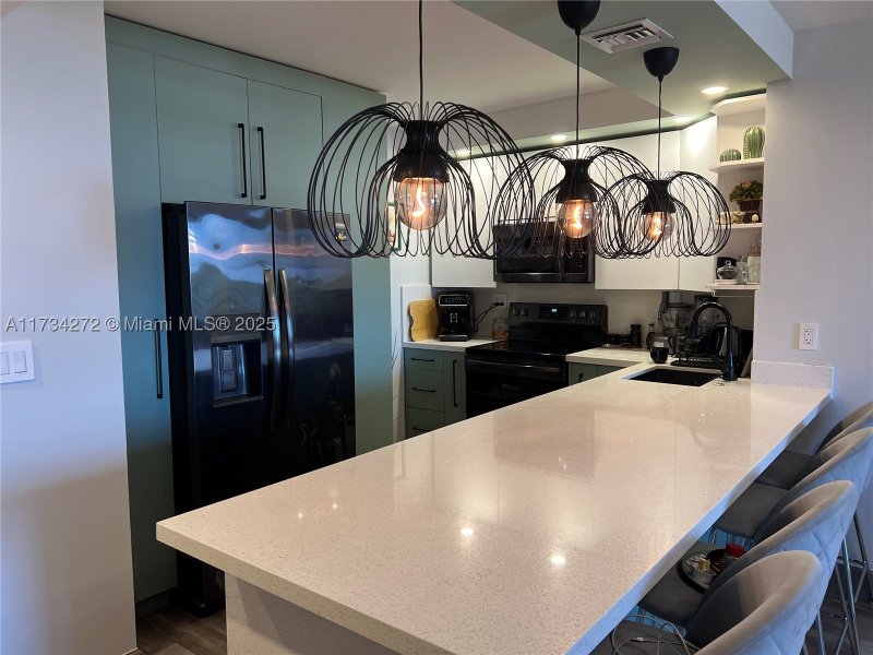 Condo for sale at Olympus Towers 504