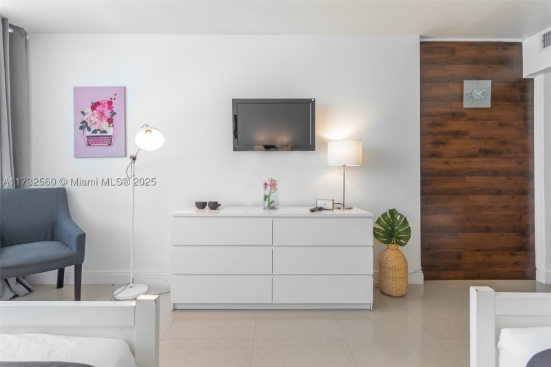 Apartment for rent at Castle Beach Club 1623
