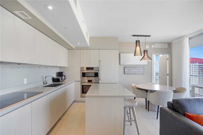 Comprar apartamento en Hyde Beach House R2604