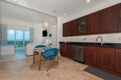 Alquiler de apartamento en Roney Palace 1629