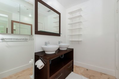 Alquiler de apartamento en Roney Palace 1629